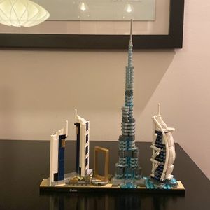 Retired Lego Architecture Skyline Collection Dubai 21052
